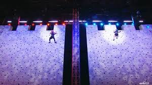 大卫拉亚在终场哨音吹响时反应