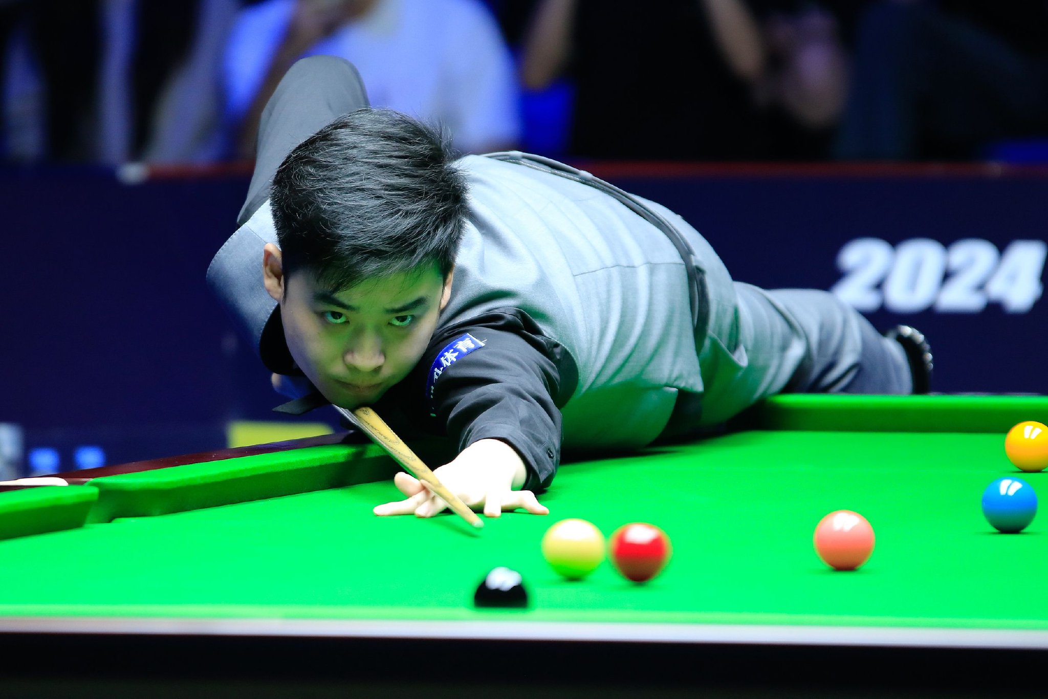 他在社交媒 他在社交媒